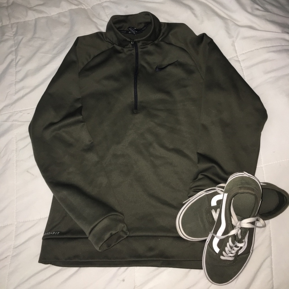 Men’s Nike Quarter Zip Pullover